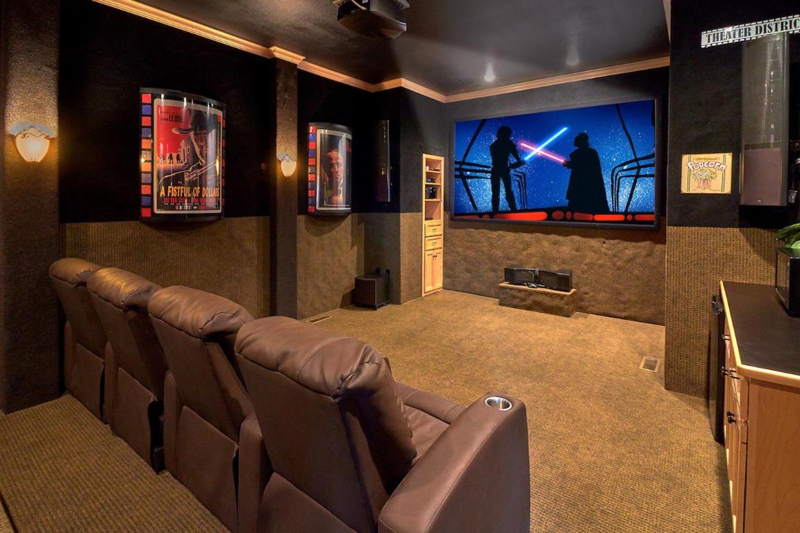 Journey'S End, 5 Bedrooms, Sleeps 12, Private Outdoor Pool, Theater, Sauna Sevierville Exteriér fotografie