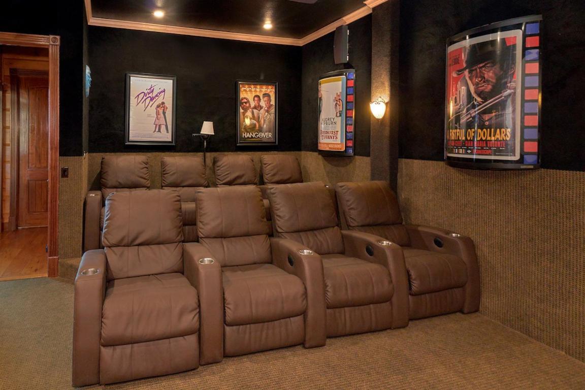 Journey'S End, 5 Bedrooms, Sleeps 12, Private Outdoor Pool, Theater, Sauna Sevierville Exteriér fotografie