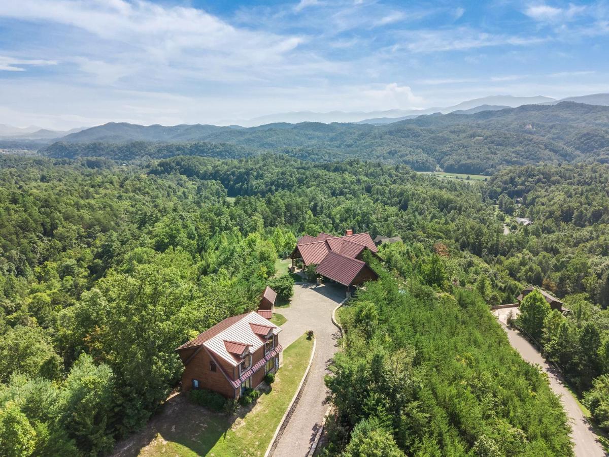 Journey'S End, 5 Bedrooms, Sleeps 12, Private Outdoor Pool, Theater, Sauna Sevierville Exteriér fotografie
