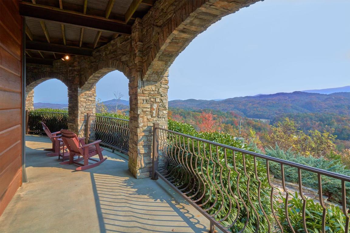Journey'S End, 5 Bedrooms, Sleeps 12, Private Outdoor Pool, Theater, Sauna Sevierville Exteriér fotografie
