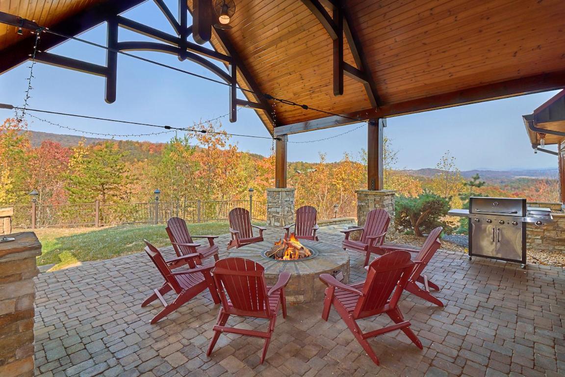 Journey'S End, 5 Bedrooms, Sleeps 12, Private Outdoor Pool, Theater, Sauna Sevierville Exteriér fotografie